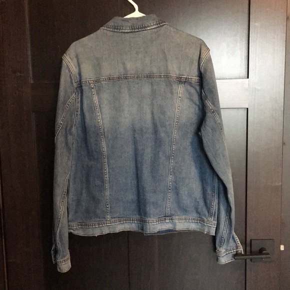 Joe’s Jean Jacket - Picture 4 of 4